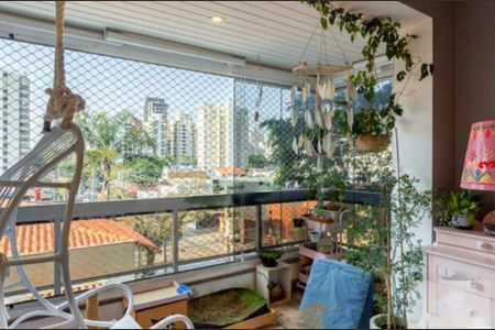 Apartamento à venda com 102m², 2 quartos e 2 vagasFoto 01