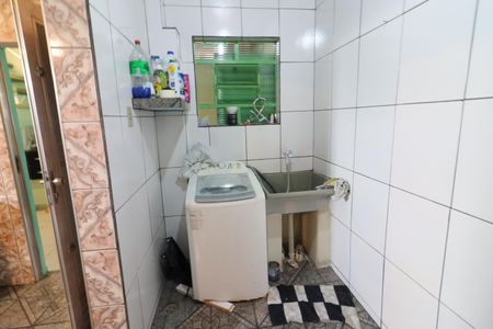 Casa à venda com 250m², 3 quartos e 2 vagasÁrea de Serviço 2