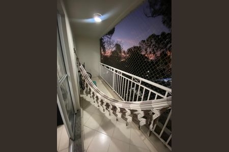 Apartamento à venda com 2 quartos, 65m² em Vila Paulo Silas, São Paulo