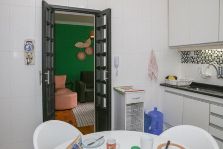 Apartamento para alugar com 95m², 2 quartos e 1 vaga Apartamento para alugar com 95m², 2 quartos e 1 vagaCozinha