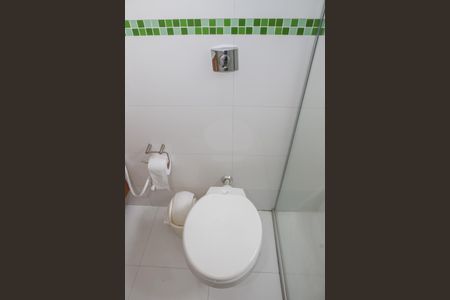Apartamento para alugar com 95m², 2 quartos e 1 vaga Apartamento para alugar com 95m², 2 quartos e 1 vagaBanheiro