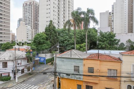 Apartamento para alugar com 95m², 2 quartos e 1 vaga Apartamento para alugar com 95m², 2 quartos e 1 vagaVista da Área de Serviço