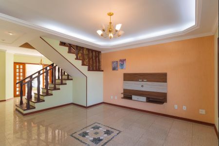 Sala de casa de condomínio à venda com 3 quartos, 220m² em Roncaglia, Campinas