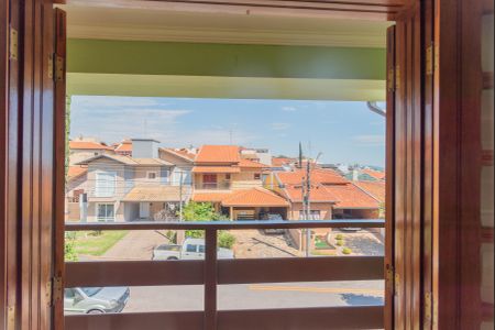 Casa de condomínio à venda com 220m², 3 quartos e 2 vagas Casa de condomínio à venda com 220m², 3 quartos e 2 vagasSuíte