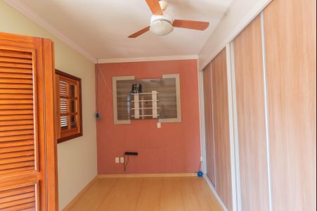 Casa de condomínio à venda com 220m², 3 quartos e 2 vagas Casa de condomínio à venda com 220m², 3 quartos e 2 vagasQuarto 2