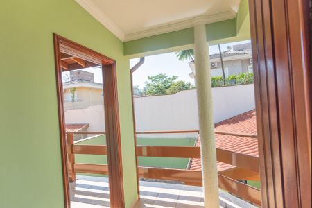 Casa de condomínio à venda com 220m², 3 quartos e 2 vagas Casa de condomínio à venda com 220m², 3 quartos e 2 vagasVaranda do Quarto 2