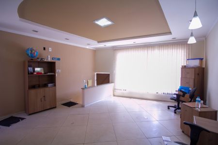 Casa para alugar com 400m², 6 quartos e 2 vagas Casa para alugar com 400m², 6 quartos e 2 vagasSuíte