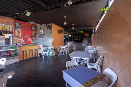 Casa para alugar com 400m², 6 quartos e 2 vagas Casa para alugar com 400m², 6 quartos e 2 vagasSalão de festas