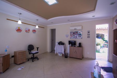 Casa para alugar com 400m², 6 quartos e 2 vagas Casa para alugar com 400m², 6 quartos e 2 vagasSuíte