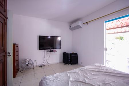 Casa para alugar com 400m², 6 quartos e 2 vagas Casa para alugar com 400m², 6 quartos e 2 vagasQuarto 4