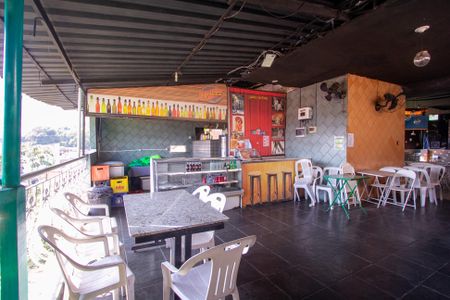 Casa para alugar com 400m², 6 quartos e 2 vagas Casa para alugar com 400m², 6 quartos e 2 vagasSalão de festas