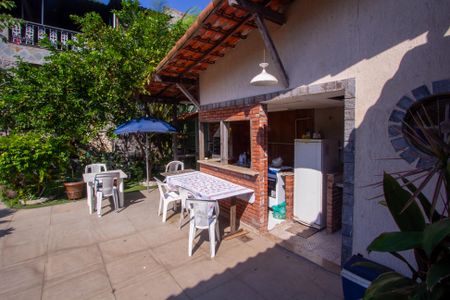 Casa para alugar com 400m², 6 quartos e 2 vagas Casa para alugar com 400m², 6 quartos e 2 vagasQuintal