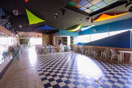 Casa para alugar com 400m², 6 quartos e 2 vagas Casa para alugar com 400m², 6 quartos e 2 vagasSalão de festas