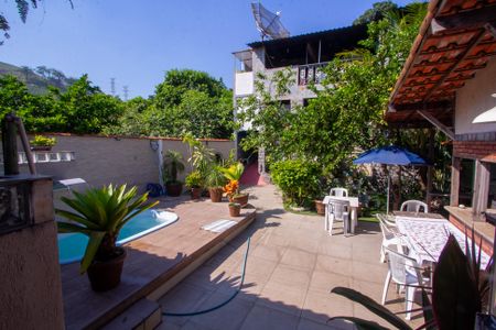 Casa para alugar com 400m², 6 quartos e 2 vagas Casa para alugar com 400m², 6 quartos e 2 vagasQuintal