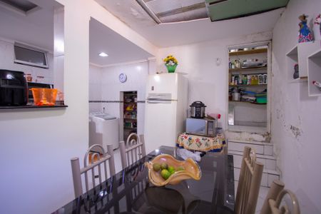 Casa para alugar com 400m², 6 quartos e 2 vagas Casa para alugar com 400m², 6 quartos e 2 vagasCozinha