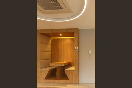 Studio para alugar com 30m², 1 quarto e 1 vagaHall social