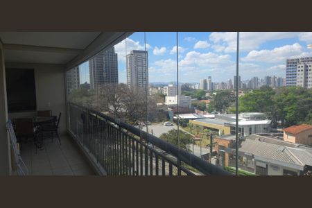 Apartamento à venda com 170m², 3 quartos e 3 vagasFoto 01