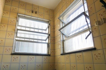 Apartamento para alugar com 60m², 2 quartos e 1 vagaÁrea de Serviço