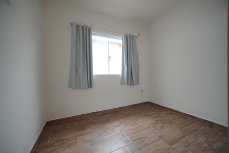 Quarto  de casa para alugar com 3 quartos, 145m² em São João do Rio Vermelho, Florianópolis