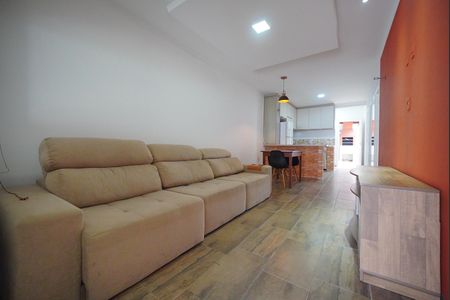 Sala de casa para alugar com 3 quartos, 145m² em São João do Rio Vermelho, Florianópolis