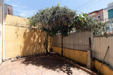 Casa para alugar com 145m², 2 quartos e 1 vagaQuintal