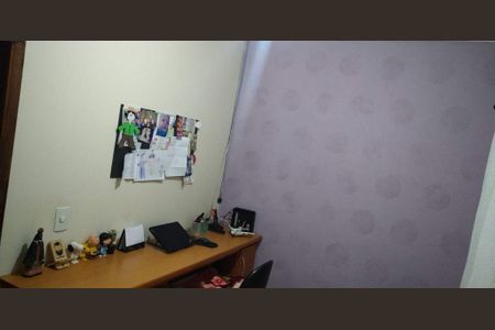 Casa à venda com 4 quartos, 183m² em Jardim Marek, Santo André