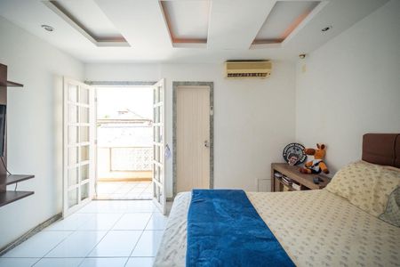 Casa à venda com 4 quartos, 450m² em Barra da Tijuca, Rio de Janeiro