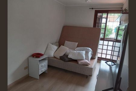 Casa à venda com 3 quartos, 124m² em Vila Mariana, São Paulo