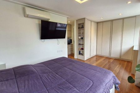 Apartamento à venda com 100m², 2 quartos e 3 vagas