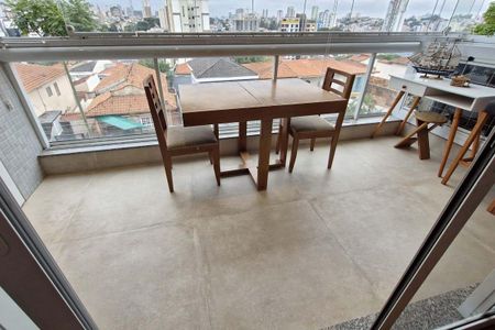 Apartamento à venda com 100m², 2 quartos e 3 vagas