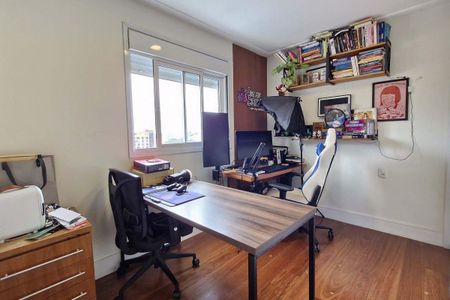 Apartamento à venda com 100m², 2 quartos e 3 vagas