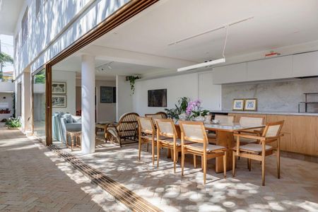 Casa à venda com 3 quartos, 300m² em Planalto Paulista, São Paulo