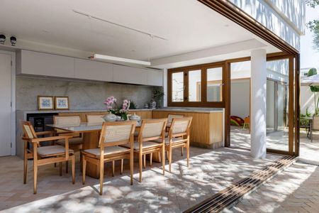 Casa à venda com 3 quartos, 300m² em Planalto Paulista, São Paulo