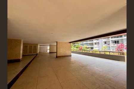 Apartamento à venda com 140m², 4 quartos e 3 vagasÁrea comum