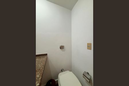 Apartamento à venda com 140m², 4 quartos e 3 vagasLavabo