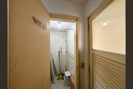 Apartamento à venda com 140m², 4 quartos e 3 vagasBanheiro de Serviço