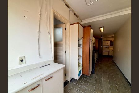 Apartamento à venda com 140m², 4 quartos e 3 vagasÁrea de serviço