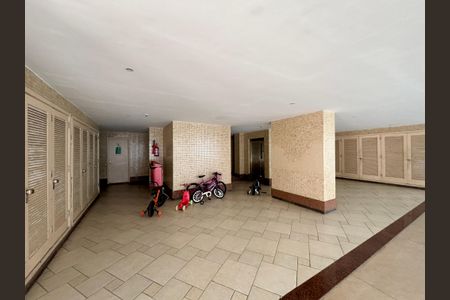 Apartamento à venda com 140m², 4 quartos e 3 vagasÁrea comum - playground