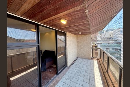 Apartamento à venda com 140m², 4 quartos e 3 vagasVaranda da Sala