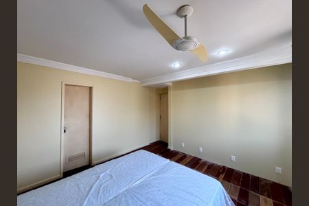 Apartamento à venda com 140m², 4 quartos e 3 vagasSuíte