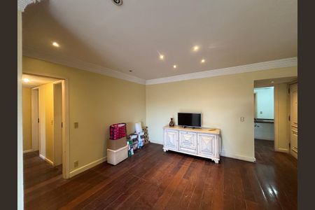 Apartamento à venda com 140m², 4 quartos e 3 vagasSala