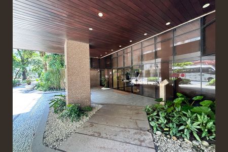 Apartamento à venda com 140m², 4 quartos e 3 vagasPortaria