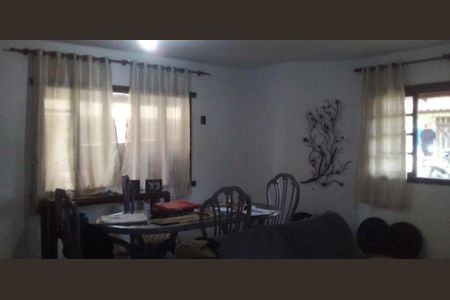 Casa à venda com 3 quartos, 193m² em Itaipu, Niterói