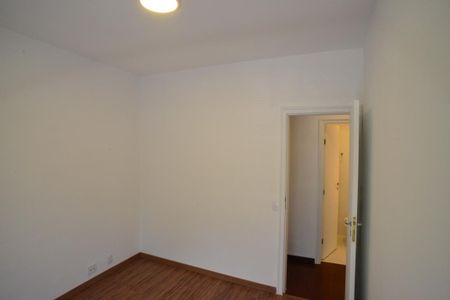Apartamento à venda com 132m², 3 quartos e 2 vagasQuarto 2