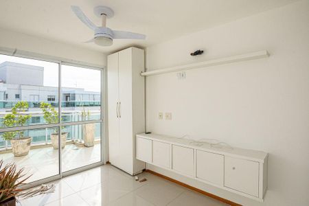 Apartamento à venda com 3 quartos, 210m² em Camboinhas, Niterói