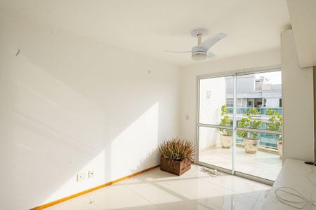 Apartamento à venda com 3 quartos, 210m² em Camboinhas, Niterói