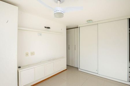 Apartamento à venda com 3 quartos, 210m² em Camboinhas, Niterói