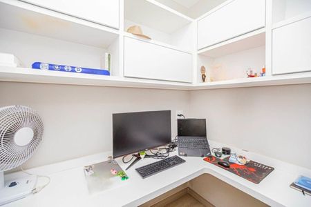 Apartamento à venda com 2 quartos, 93m² em Vila Madalena, São Paulo