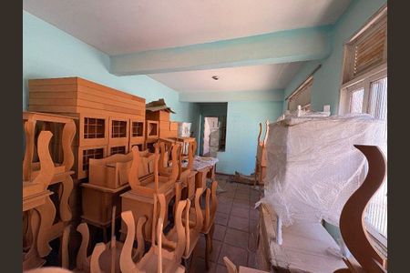 Casa à venda com 5 quartos, 220m² em São Domingos, Niterói