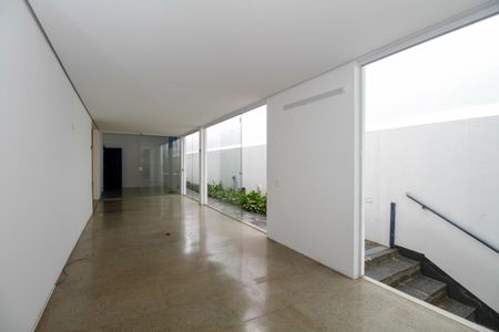 Casa à venda com 379m², 3 quartos e 5 vagasSala 2